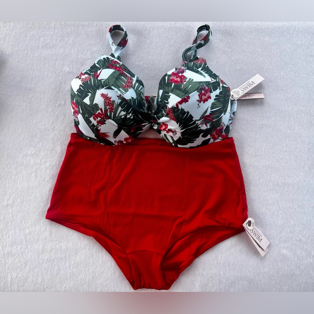 PINK Victorias Secret - Twist Top, Red Floral